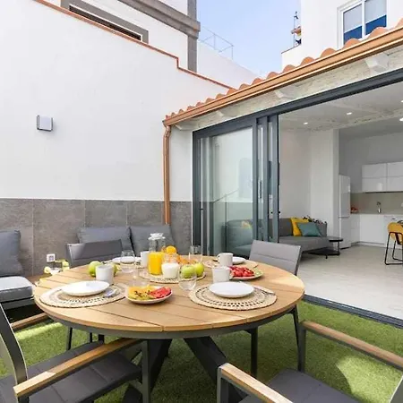 Sunnyland Terraza דירה *